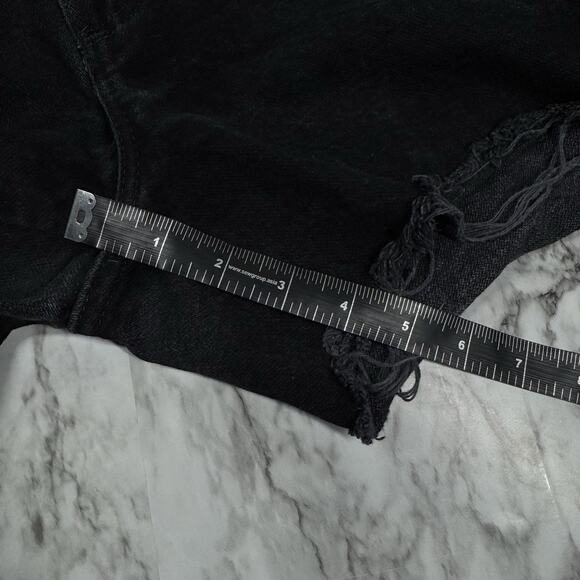 Wrangler Cowboy Cutoffs Black Wash Silver Edition Size 32 Cotton Waist 30 Womens - Picture 6 of 7